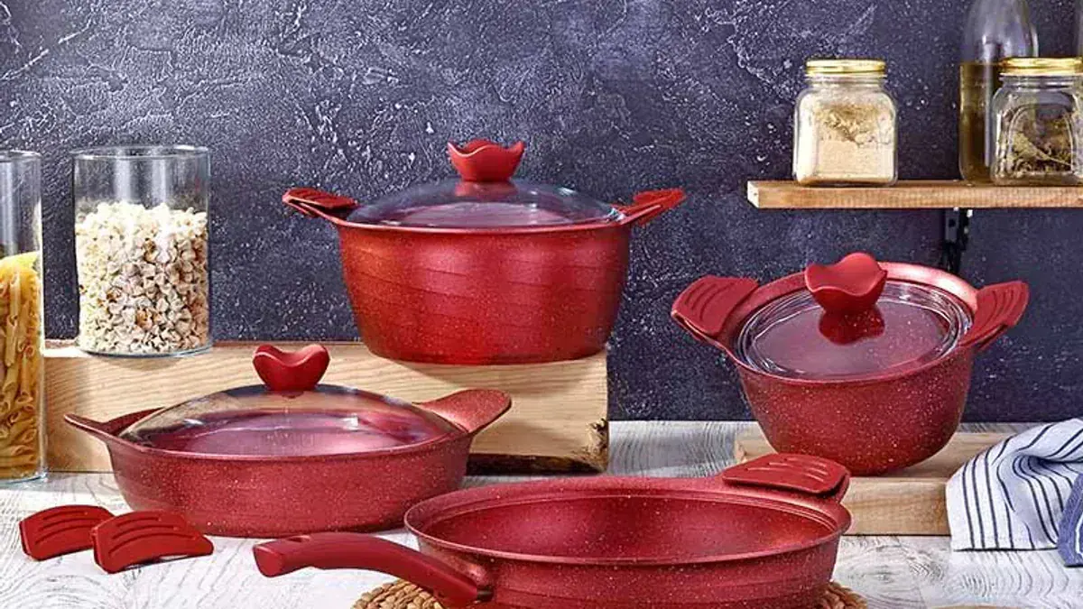 Döküm Tencere: Ağır Ama Ömürlük