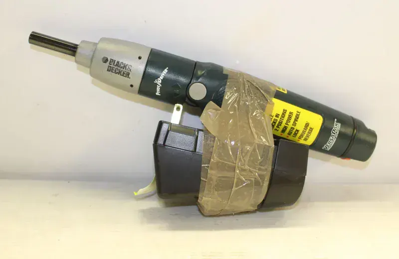 Black+Decker PD1200AV Pivot