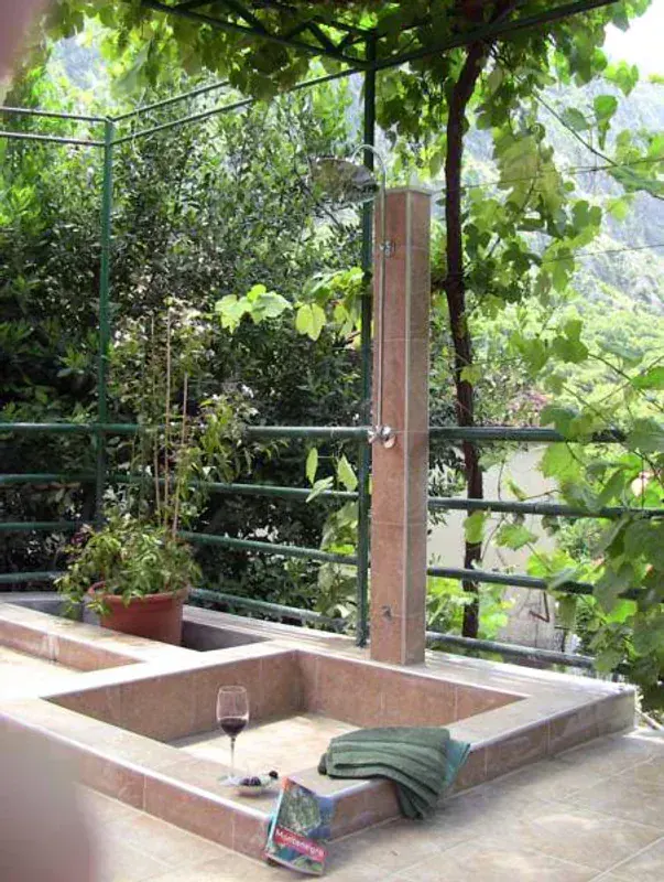 Neka Outdoor Shower