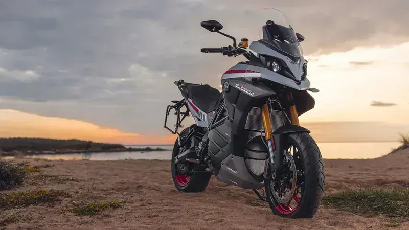 Energica Elektrikli Motosiklet