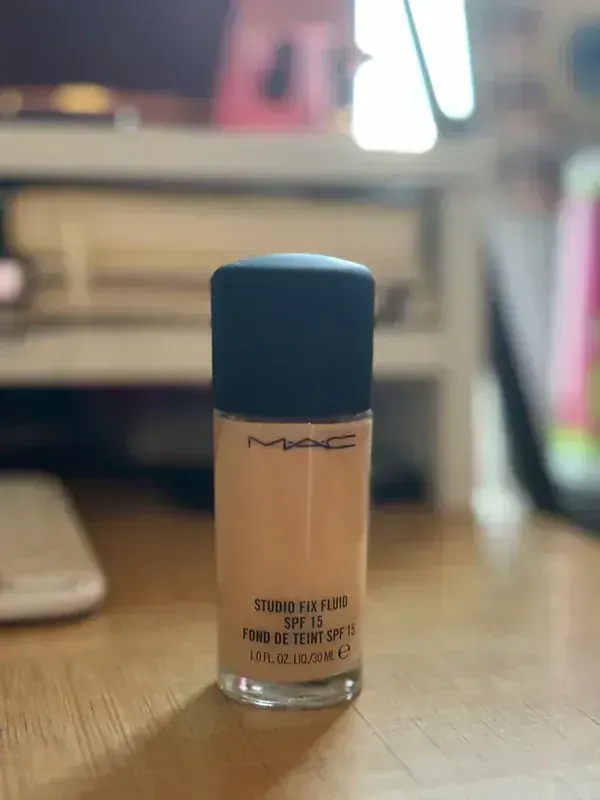 MAC Studio Fix Fluid SPF 15 (Alternatif 4)