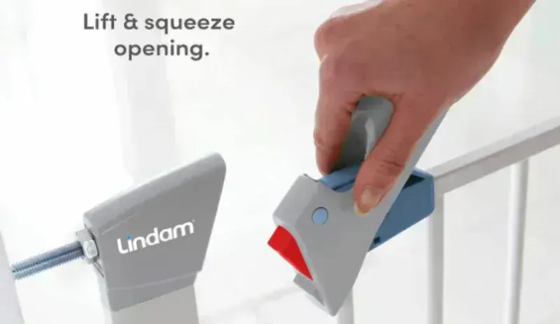 Lindam Sure Shut Axis