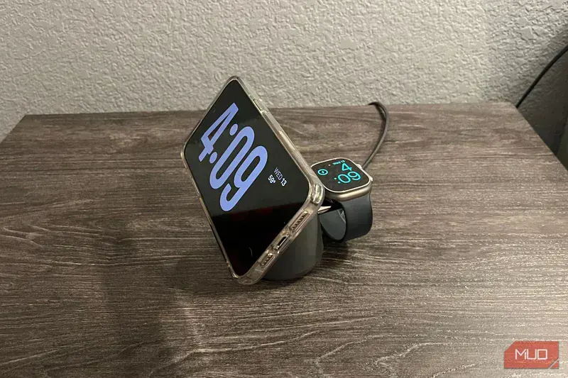 Belkin Boost Charge Pro 3-in-1