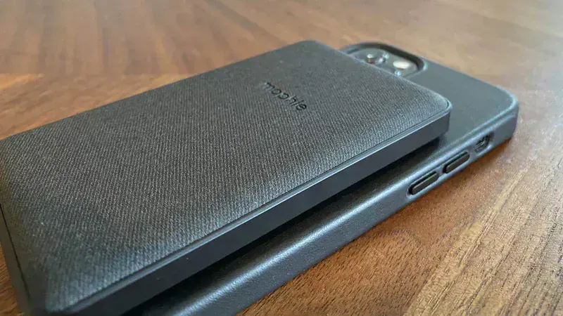 Mophie Snap+ MagSafe