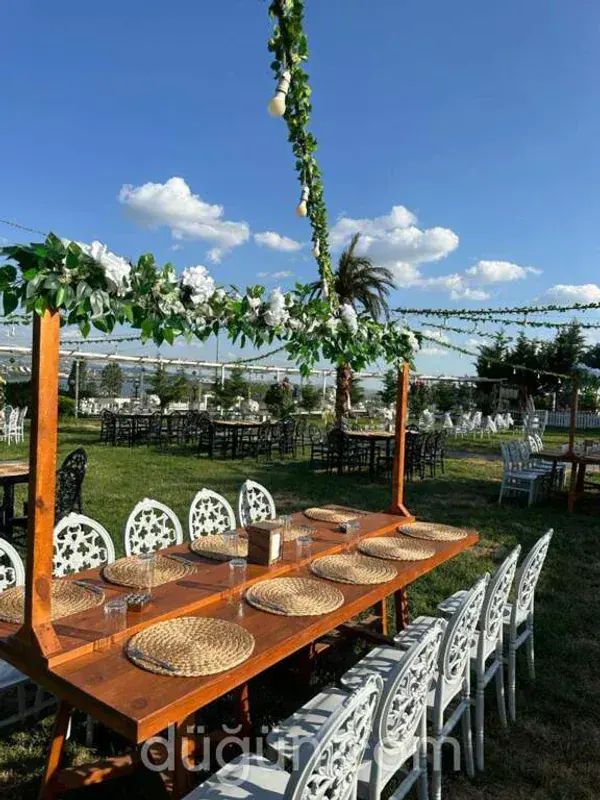 Eymir Gölü Kır Bahçesi