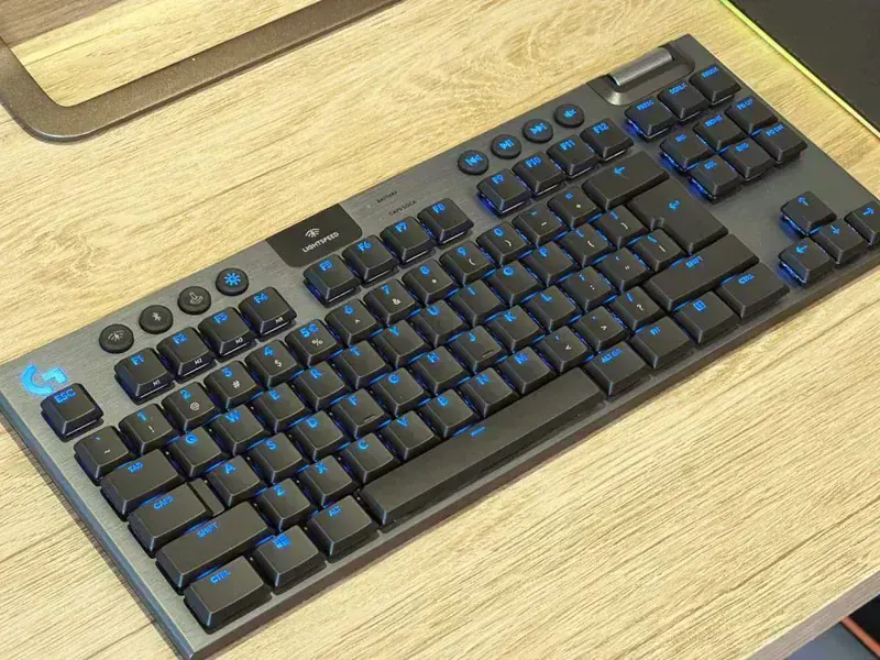 Logitech G915 TKL