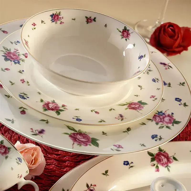Güral Porselen Bone China 84 Parça Yemek Takımı
