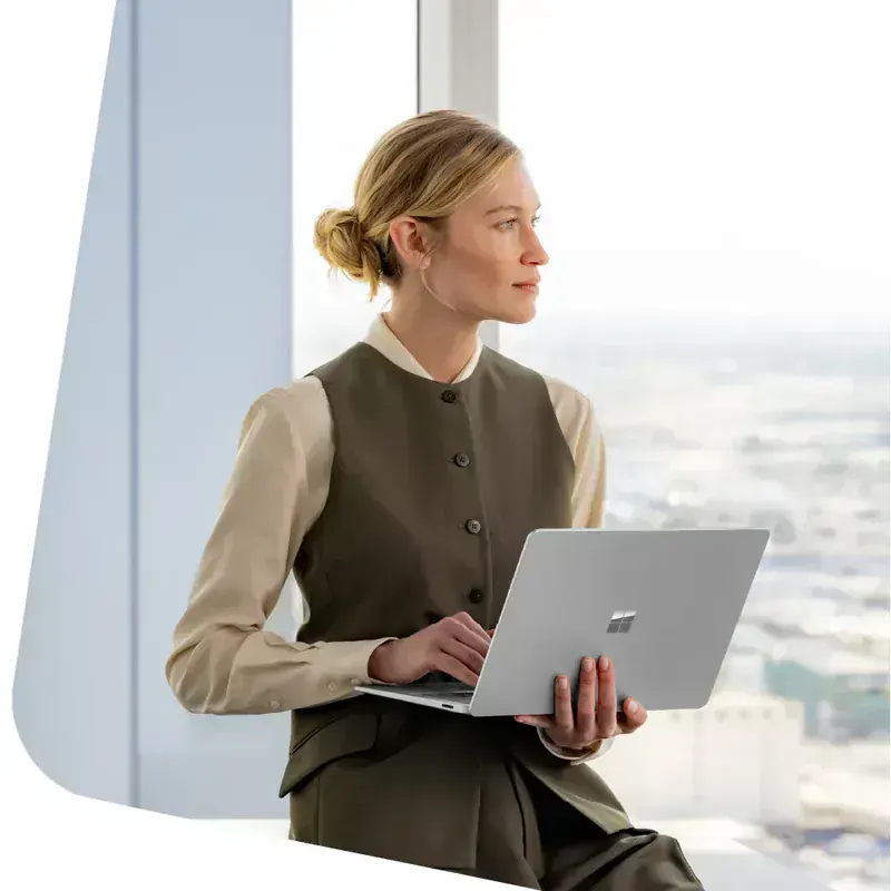 Microsoft Surface Ofis Laptopları