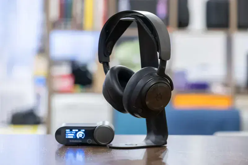 SteelSeries Arctis Nova Pro Wireless 2