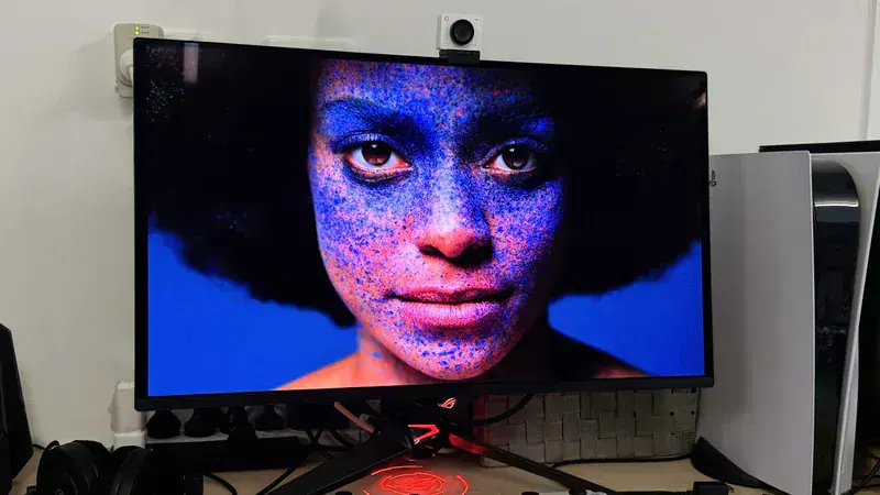 ASUS ROG Swift PG27UCDM