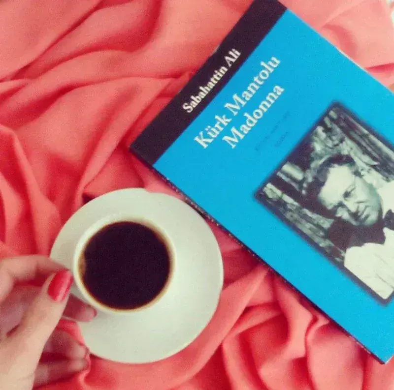 Kürk Mantolu Madonna, Sabahattin Ali