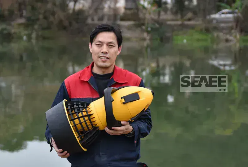 Ekonomi Seri 8 - Sea Scooter